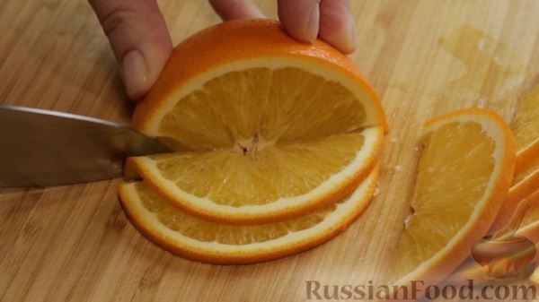 Запечённая курица в апельсинах